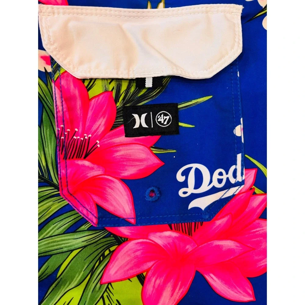 Hurley 47 Brand LA Dodgers Phantom Board Shorts Mens 30 Tropical Floral Blue